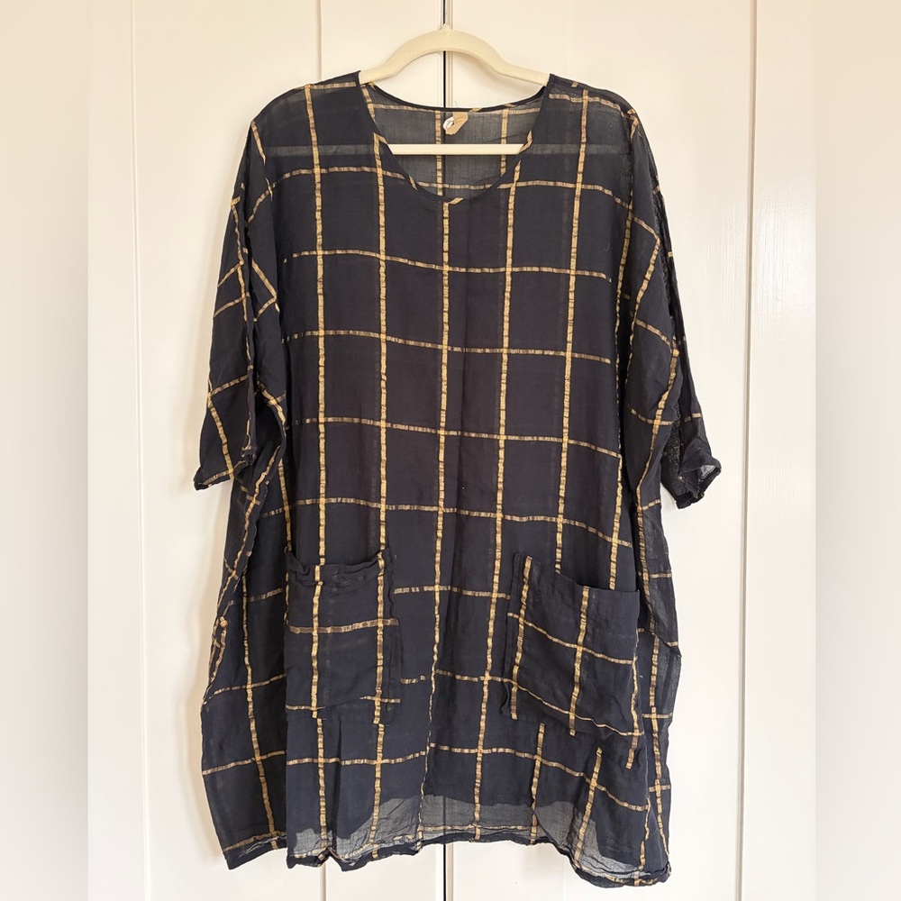 Two New York tunic / swim cover up